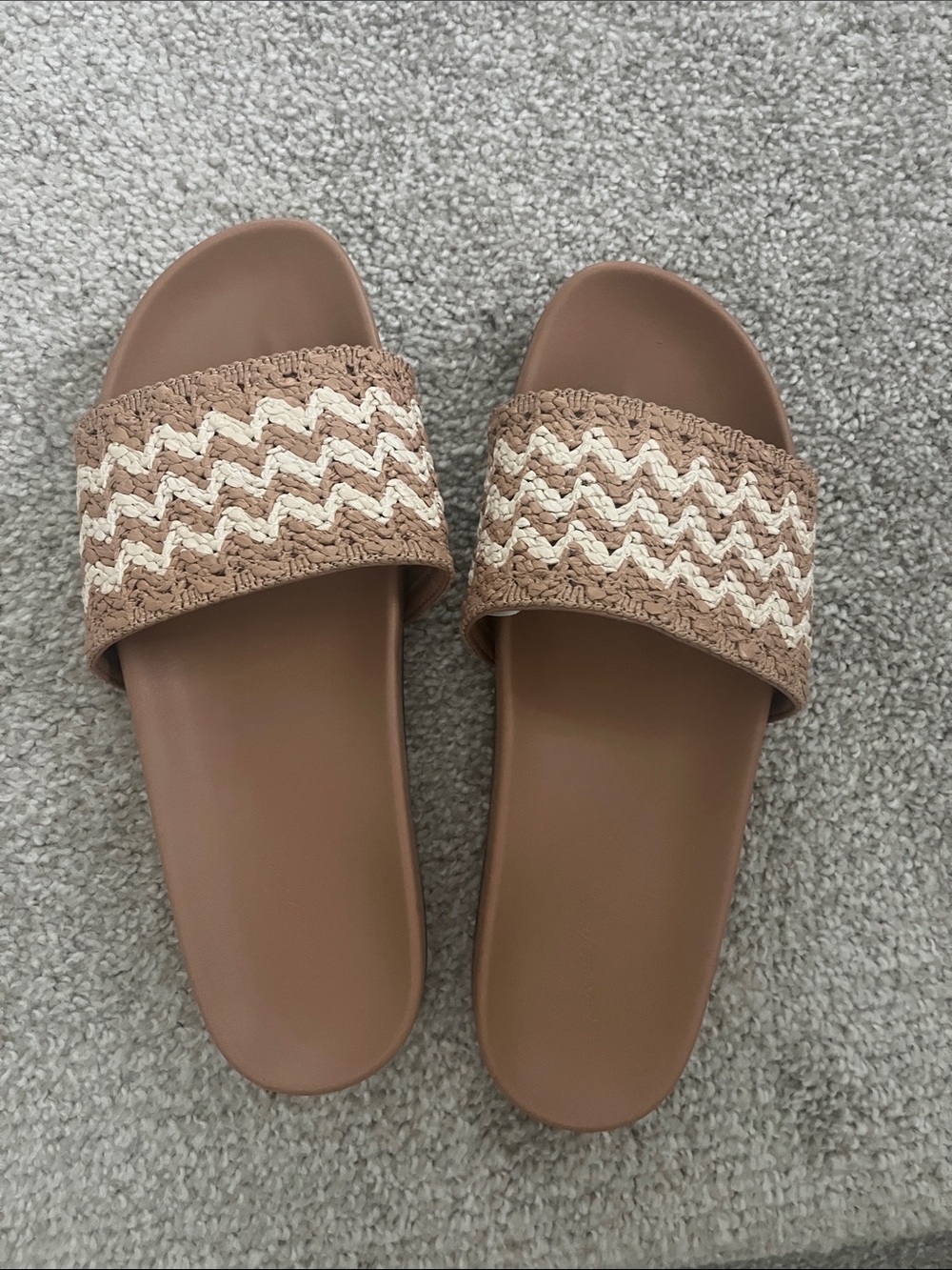 Woven Zigzag Slide Sandals – Brown/Tan Cream Target - Never Worn size 7